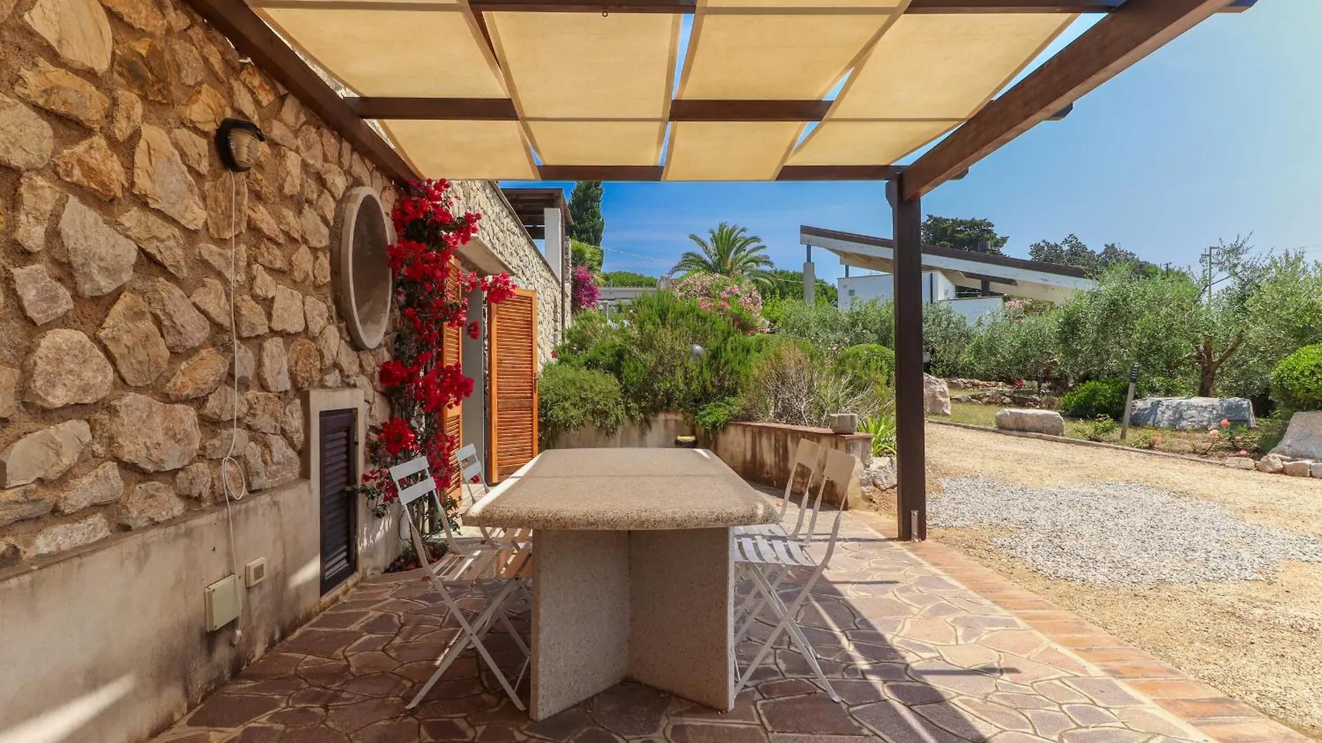 *** Appart hôtel Residence Les Oliviers Porto Azzurro Italie