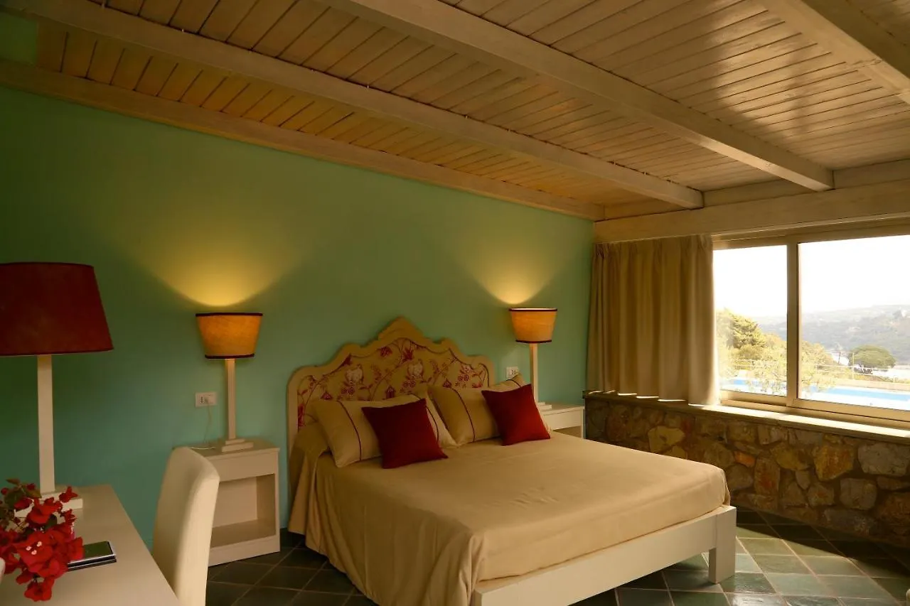 Residence Les Oliviers Porto Azzurro Italia