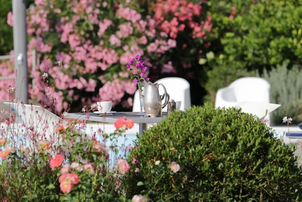 Residence Les Oliviers Porto Azzurro Aparthotel