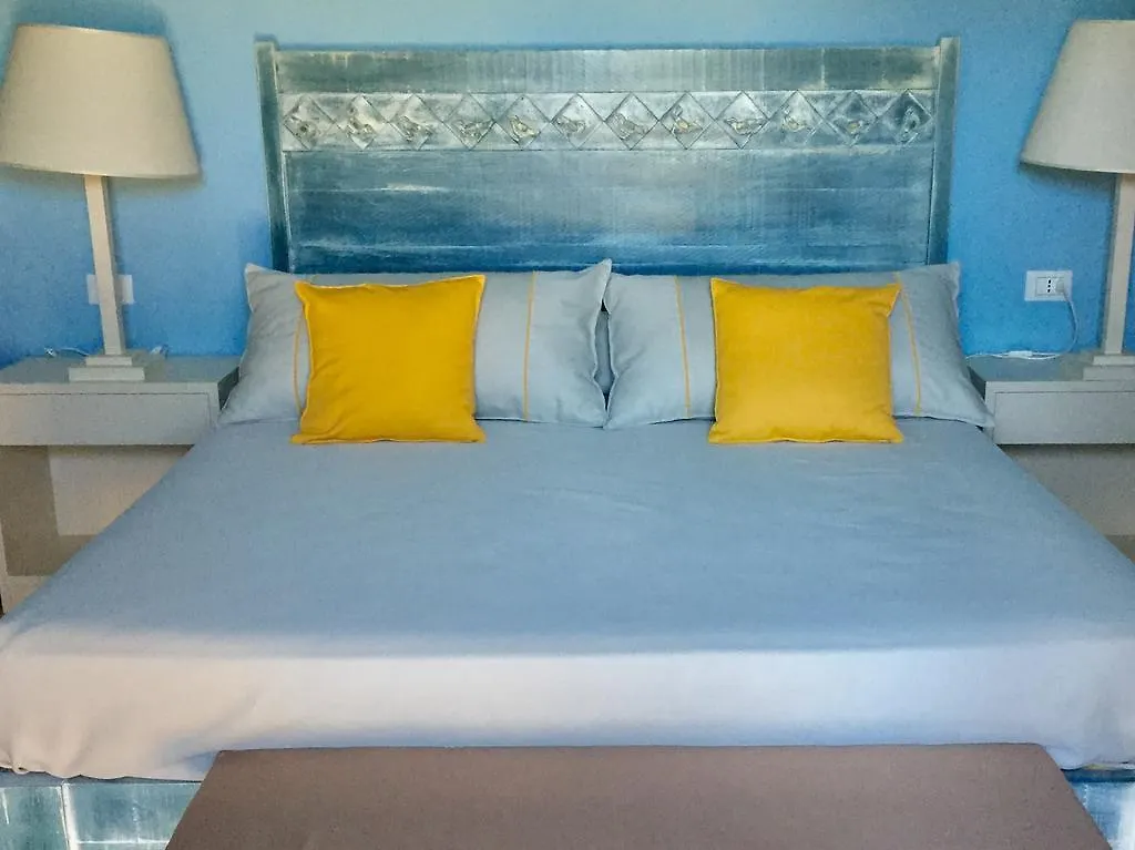 *** Aparthotel Residence Les Oliviers Porto Azzurro Italia
